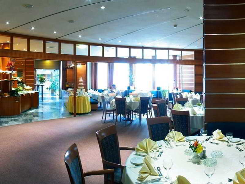 Hotel Modul Wien Exteriör bild